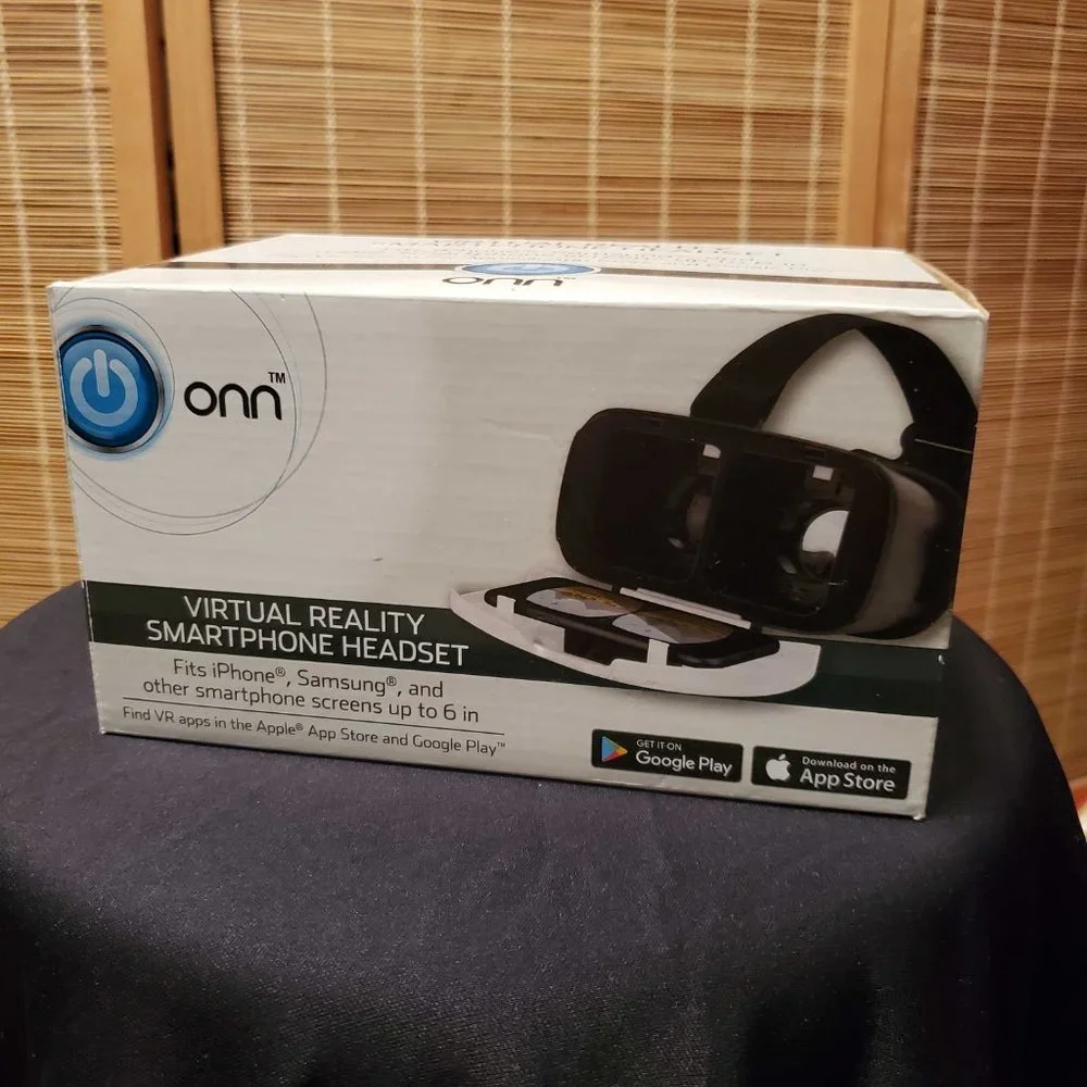 ONN VR Virtual Reality Smartphone Headset New In Box